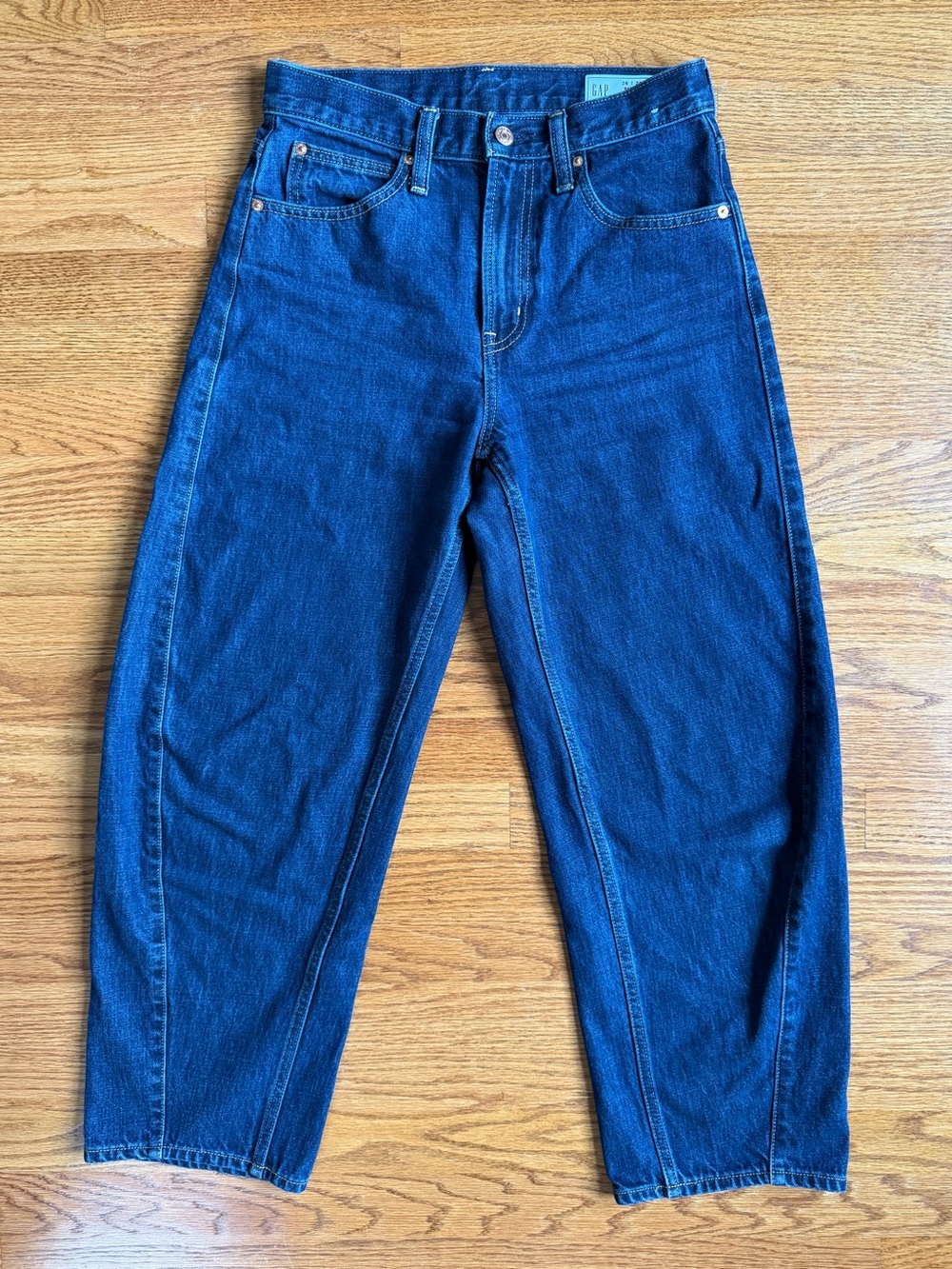 GAP High Rise Barrel Jeans Dark Rinse - Picture 2 of 9